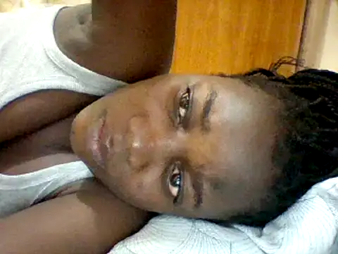 Snapshot of Alessandrajenna chatting on 03/19/25, 04:25 Alessandrajenna online show from 03/19/25, 04:25