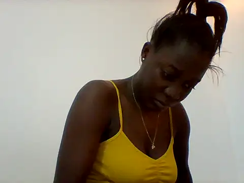 Snapshot of Alessandrajenna chatting on 02/15/26, 06:43 Alessandrajenna online show from 02/15/26, 06:43