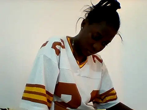 Snapshot of Alessandrajenna chatting on 02/16/26, 01:29 Alessandrajenna online show from 02/16/26, 01:29