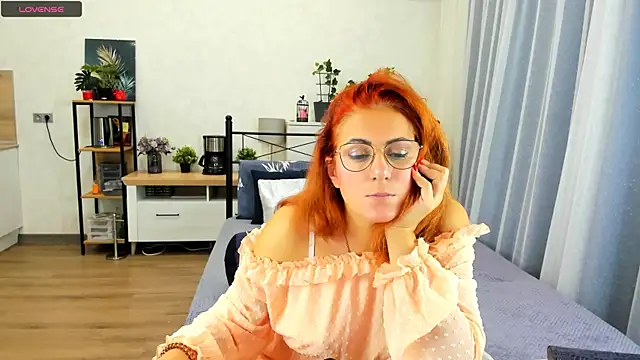 Anna127Moon online show from 10/15/25, 04:01