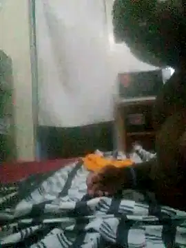 pretty-donna online show from 09/10/25, 05:57