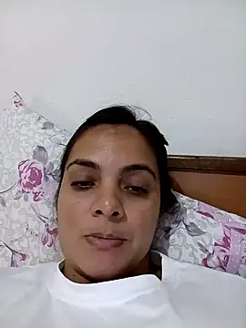 Snapshot of MEGAN_X0XX chatting on 12/15/24, 11:53 MEGAN X0XX online show from 12/15/24, 11:53