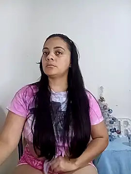 Snapshot of MEGAN_X0XX chatting on 12/20/24, 12:41 MEGAN X0XX online show from 12/20/24, 12:41