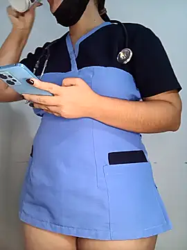 Snapshot of MEGAN_X0XX chatting on 10/15/25, 10:10 MEGAN X0XX online show from 10/15/25, 10:10