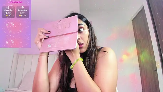 Mhia palmer online show from 09/10/25, 12:49