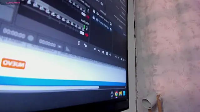 Snapshot of Mhia_palmer chatting on 12/19/25, 11:50 Mhia palmer online show from 12/19/25, 11:50