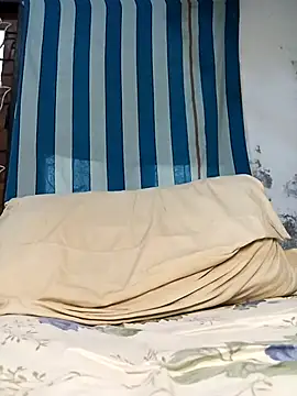 kaiz0217 online show from 10/05/25, 11:08