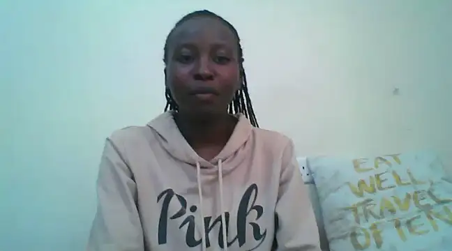 Snapshot of trishashaz chatting on 01/13/25, 12:24 trishashaz online show from 01/13/25, 12:24