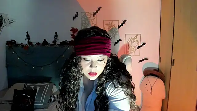 Snapshot of bigbooty-30 chatting on 10/30/25, 12:12 bigbooty-30 online show from 10/30/25, 12:12