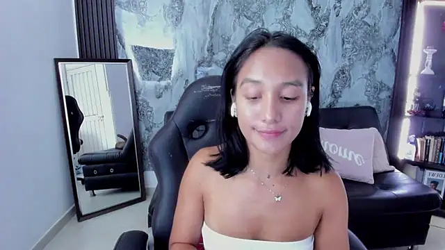 Nanami 19 online show from 02/27/26, 06:52