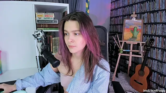 icefroqq online show from 12/04/24, 09:35