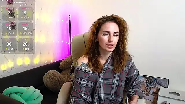 xx adrihanna xx online show from 01/21/25, 06:33