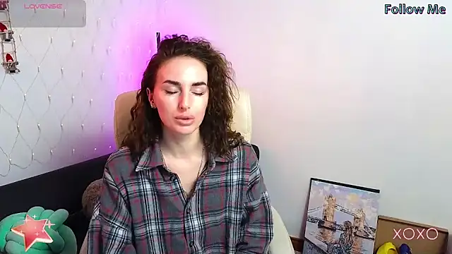 xx adrihanna xx online show from 01/29/25, 06:01