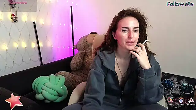 xx adrihanna xx online show from 02/06/25, 06:29