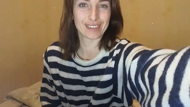 Snapshot of xx_adrihanna_xx chatting on 03/17/26, 05:16 xx adrihanna xx online show from 03/17/26, 05:16