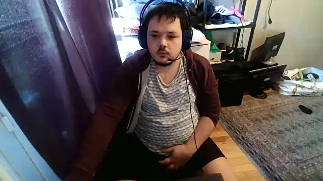 Snapshot of Bebemickey75 chatting on 01/27/25, 12:26 Bebemickey75 online show from 01/27/25, 12:26