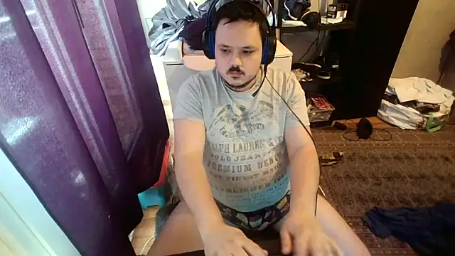 Snapshot of Bebemickey75 chatting on 03/08/25, 11:16 Bebemickey75 online show from 03/08/25, 11:16