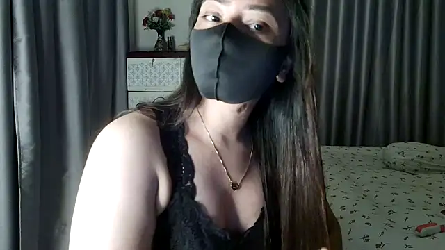 Snapshot of Sima--Roy chatting on 03/08/26, 05:39 Sima--Roy online show from 03/08/26, 05:39