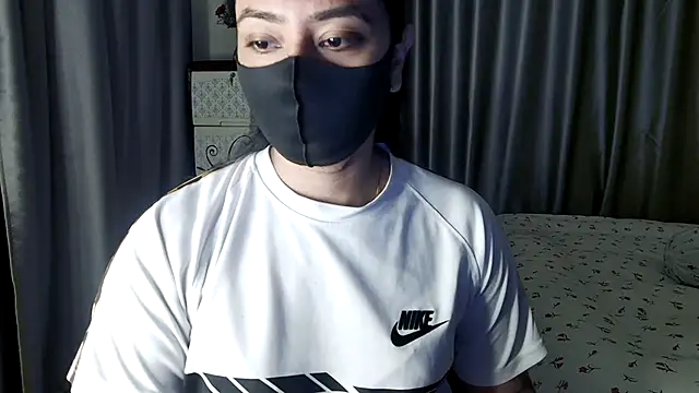 Snapshot of Sima--Roy chatting on 04/07/26, 04:07 Sima--Roy online show from 04/07/26, 04:07