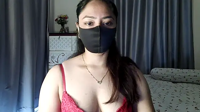 Snapshot of Sima--Roy chatting on 04/10/26, 08:41 Sima--Roy online show from 04/10/26, 08:41