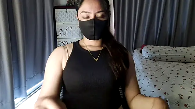 Snapshot of Sima--Roy chatting on 04/14/26, 07:58 Sima--Roy online show from 04/14/26, 07:58