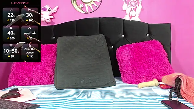 Snapshot of SOLL_RED chatting on 02/09/25, 12:41 SOLL RED online show from 02/09/25, 12:41