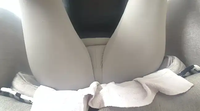 Snapshot of Web_Lady chatting on 02/24/25, 06:15 Web Lady online show from 02/24/25, 06:15