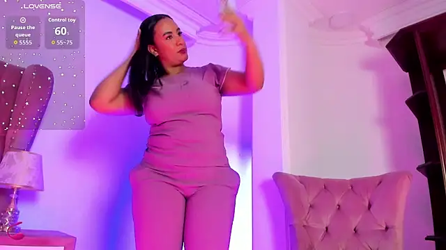 Snapshot of AmyMasson chatting on 02/07/26, 01:53 AmyMasson online show from 02/07/26, 01:53