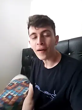 Snapshot of Norehg chatting on 02/01/25, 10:55 Norehg online show from 02/01/25, 10:55