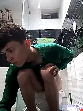 Snapshot of Norehg chatting on 02/03/25, 12:04 Norehg online show from 02/03/25, 12:04