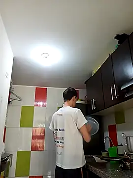 Snapshot of Norehg chatting on 02/16/25, 02:54 Norehg online show from 02/16/25, 02:54