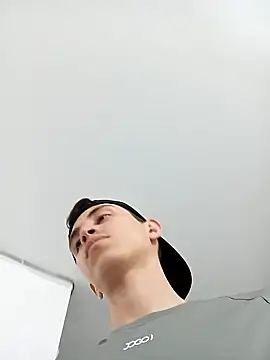 Snapshot of Norehg chatting on 02/19/25, 03:06 Norehg online show from 02/19/25, 03:06