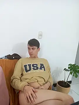 Snapshot of Norehg chatting on 02/22/25, 09:45 Norehg online show from 02/22/25, 09:45