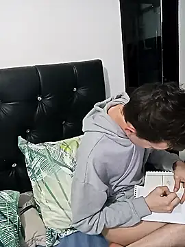 Snapshot of Norehg chatting on 03/01/25, 03:10 Norehg online show from 03/01/25, 03:10