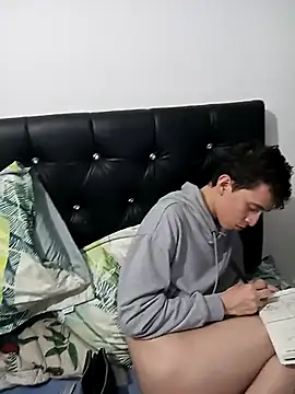 Snapshot of Norehg chatting on 03/01/25, 06:13 Norehg online show from 03/01/25, 06:13