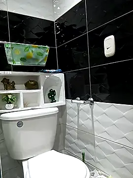 Snapshot of Norehg chatting on 03/02/25, 05:58 Norehg online show from 03/02/25, 05:58