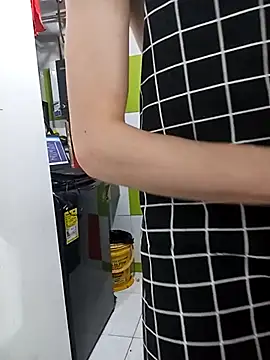 Snapshot of Norehg chatting on 03/04/25, 07:08 Norehg online show from 03/04/25, 07:08