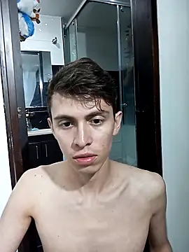 Snapshot of Norehg chatting on 03/06/25, 11:09 Norehg online show from 03/06/25, 11:09