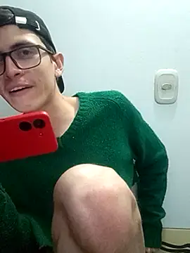 Snapshot of Norehg chatting on 03/17/25, 02:41 Norehg online show from 03/17/25, 02:41