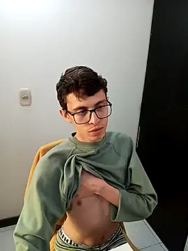 Snapshot of Norehg chatting on 03/20/25, 12:22 Norehg online show from 03/20/25, 12:22