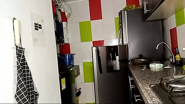 Snapshot of Norehg chatting on 09/30/25, 09:25 Norehg online show from 09/30/25, 09:25