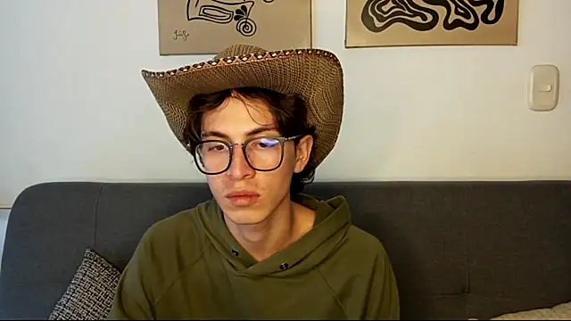 Snapshot of Norehg chatting on 10/07/25, 08:50 Norehg online show from 10/07/25, 08:50