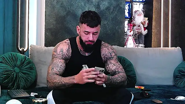 masterkingofmusclee online show from 12/04/24, 08:34