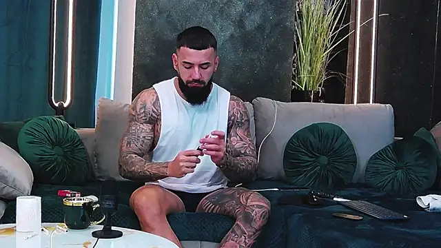 masterkingofmusclee online show from 02/07/25, 07:07