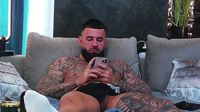 masterkingofmusclee online show from 02/13/25, 10:02