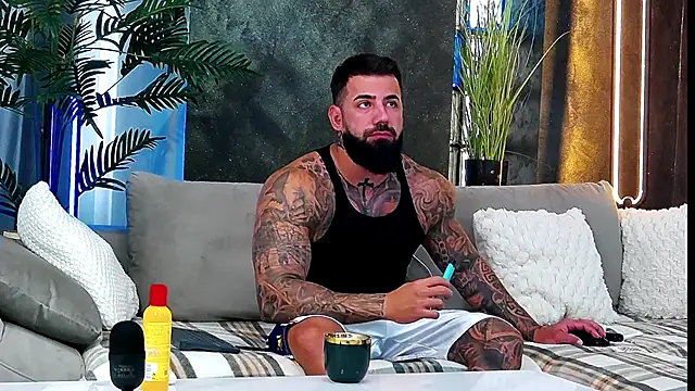 masterkingofmusclee online show from 09/26/25, 07:01