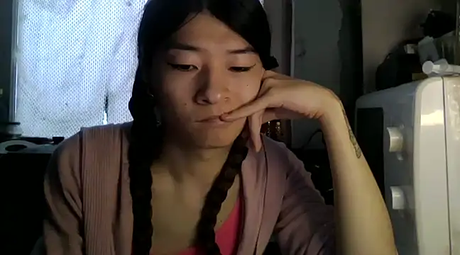 CarlyJoy online show from 02/09/25, 12:19