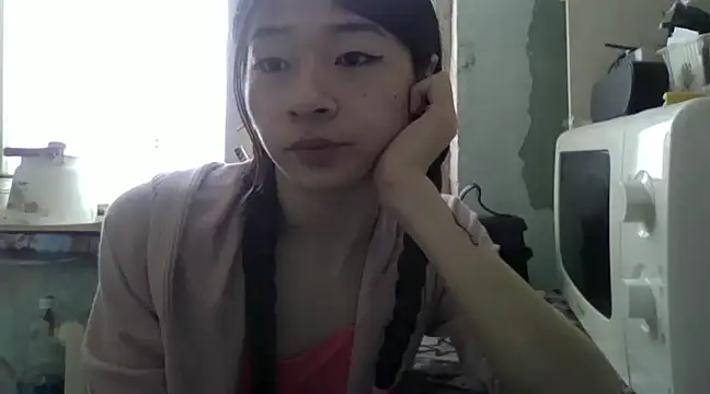 CarlyJoy online show from 02/10/25, 06:31