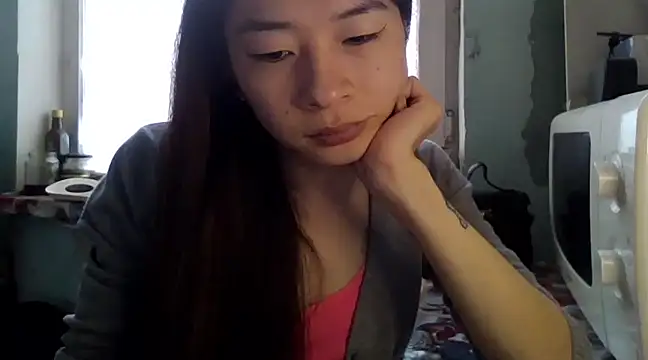 CarlyJoy online show from 03/05/25, 11:38