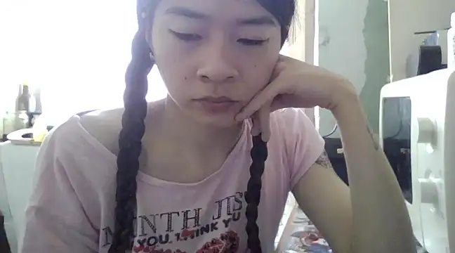 CarlyJoy online show from 03/18/25, 06:46